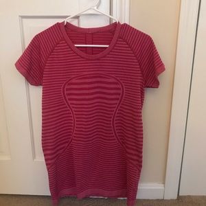 Lululemon Swiftly Tech short sleeve crew size 10